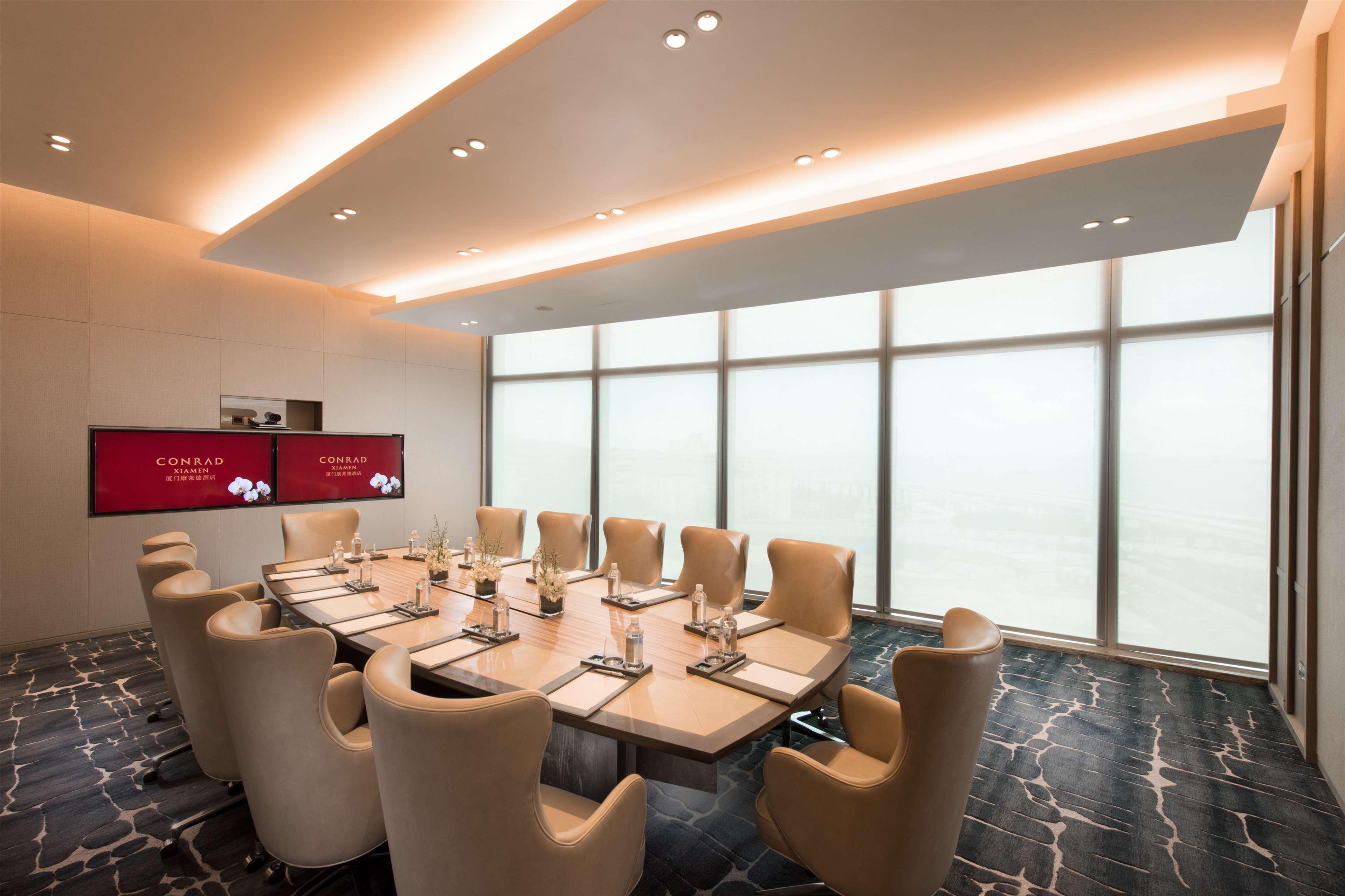 Conrad Xiamen Hotel Exterior photo