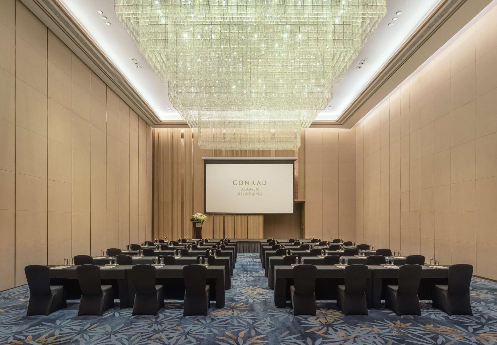 Conrad Xiamen Hotel Exterior photo