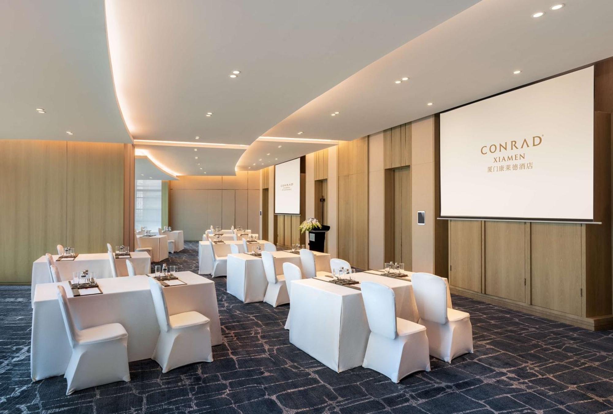 Conrad Xiamen Hotel Exterior photo