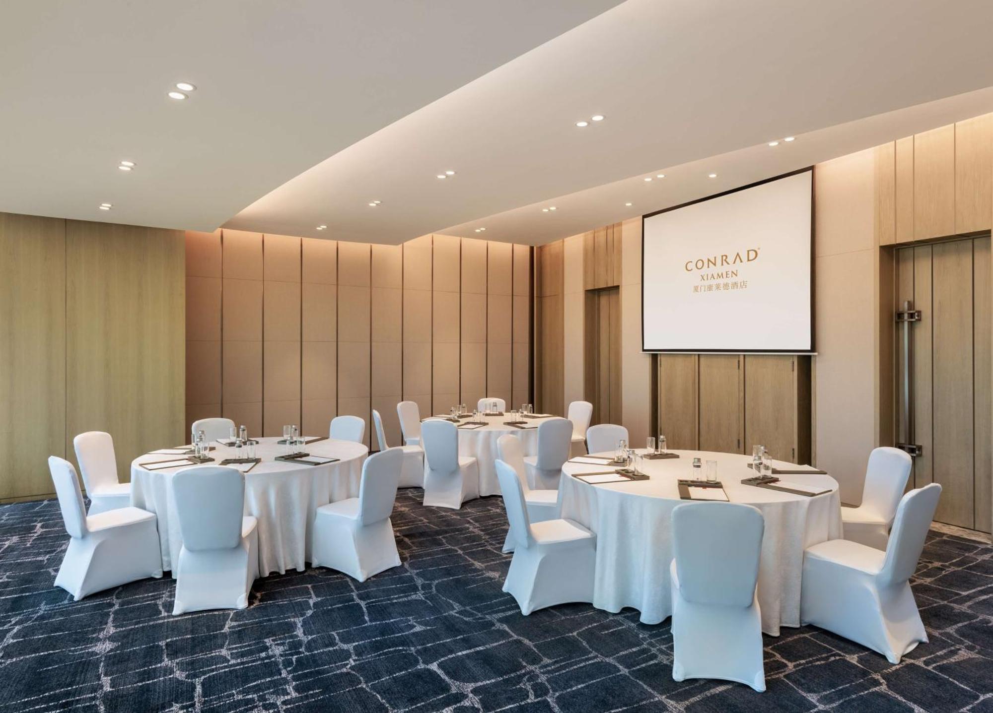 Conrad Xiamen Hotel Exterior photo